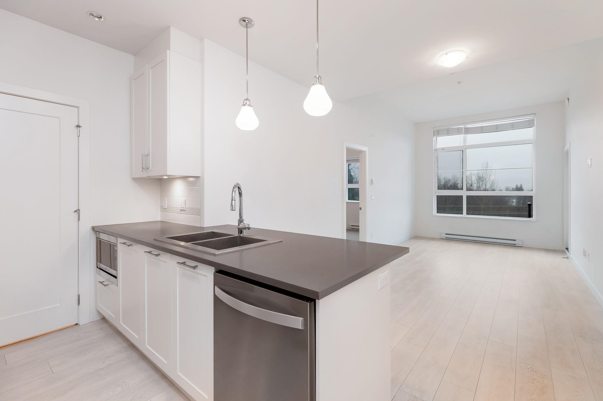 505-20829 77a Avenue, Langley, BC, V2Y 0Y5