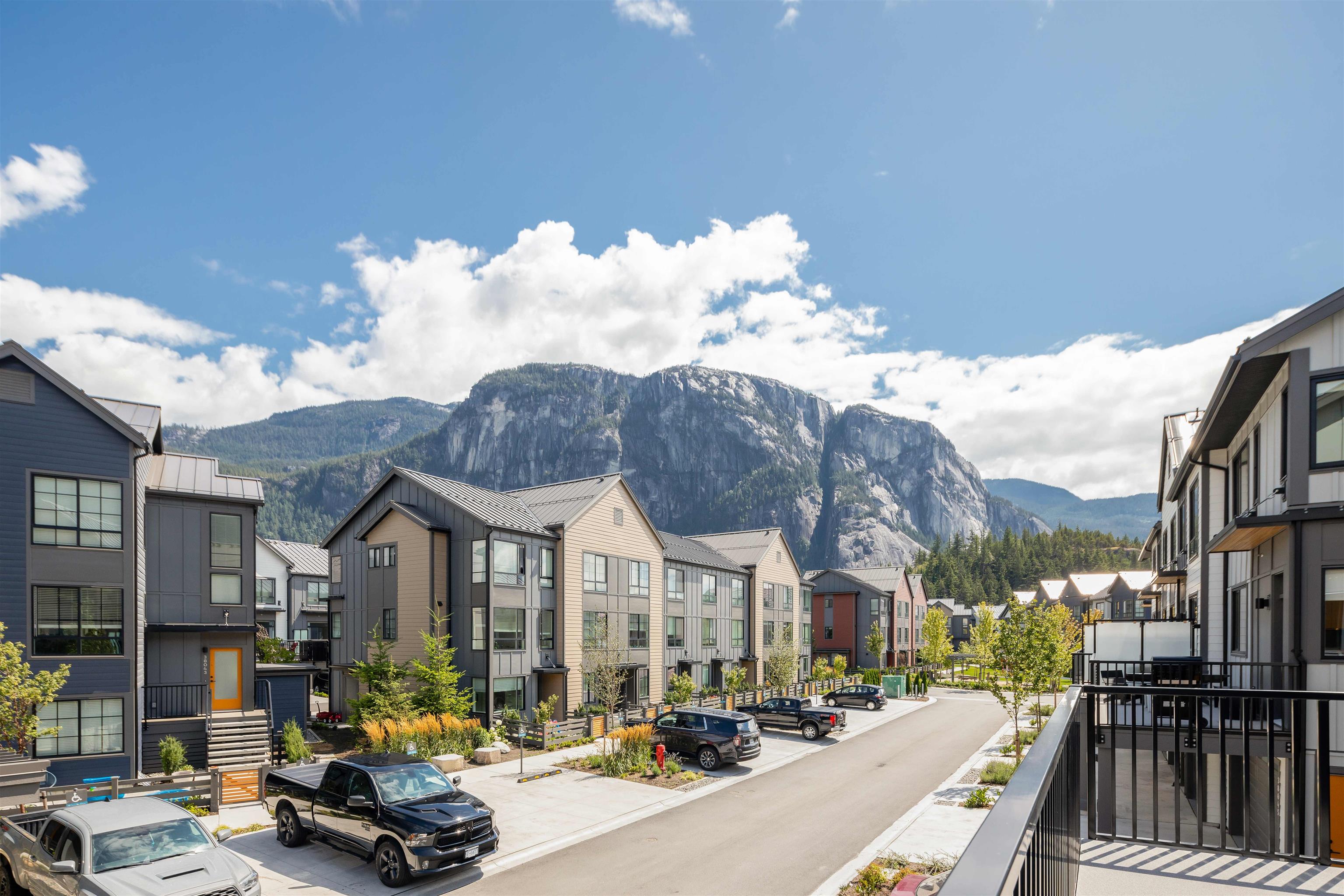 38057 Helm Way, Squamish, BC, V8B 1A8