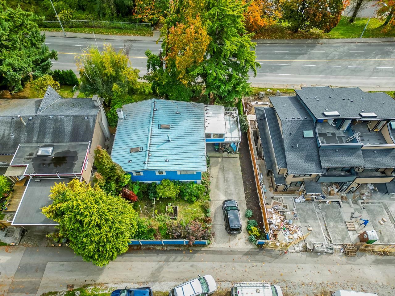 49 E Eighth Avenue, New Westminster, BC, V3L 4J4 - 2