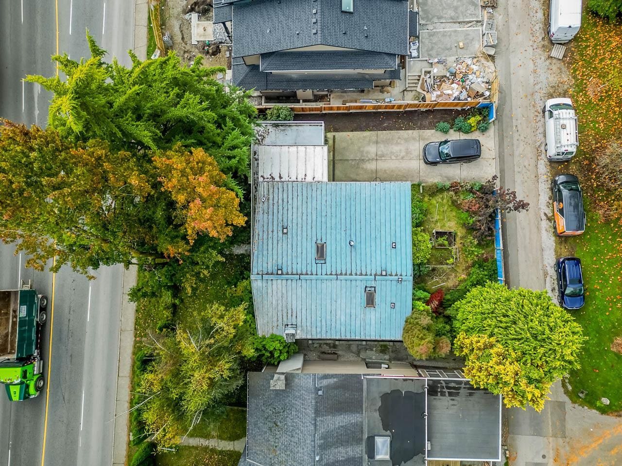 49 E Eighth Avenue, New Westminster, BC, V3L 4J4 - 4