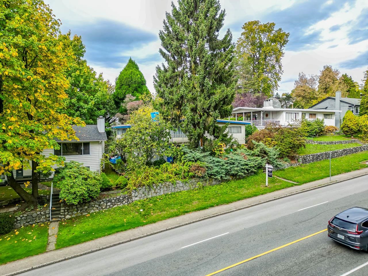 61 E Eighth Avenue, New Westminster, BC, V3L 4J4 - 2