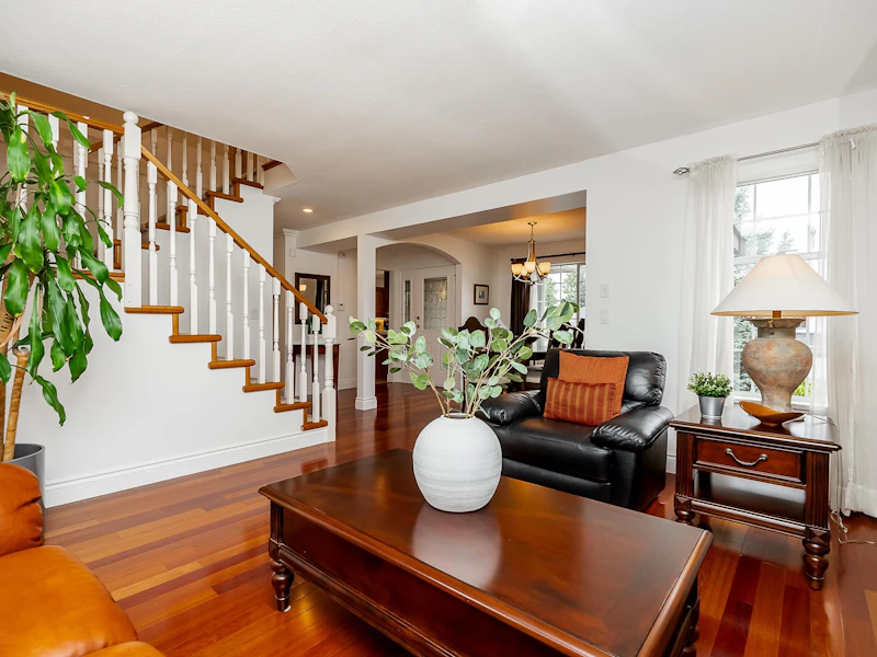 2614 Klassen Court, Port Coquitlam BC V3C 5Z2