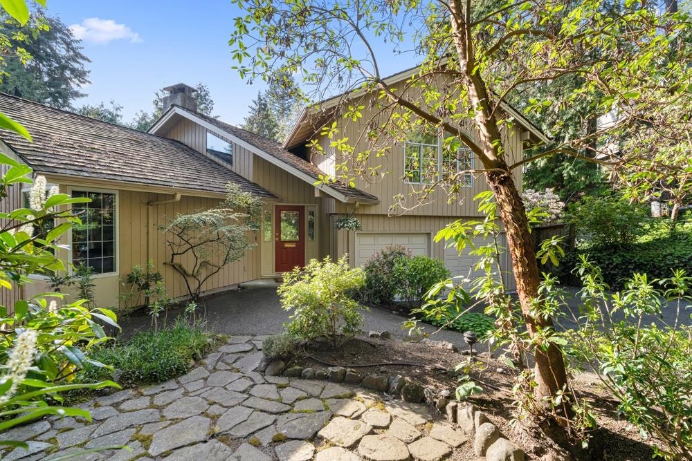 5707 Bluebell Drive, West Vancouver, BC, V7W 1T2