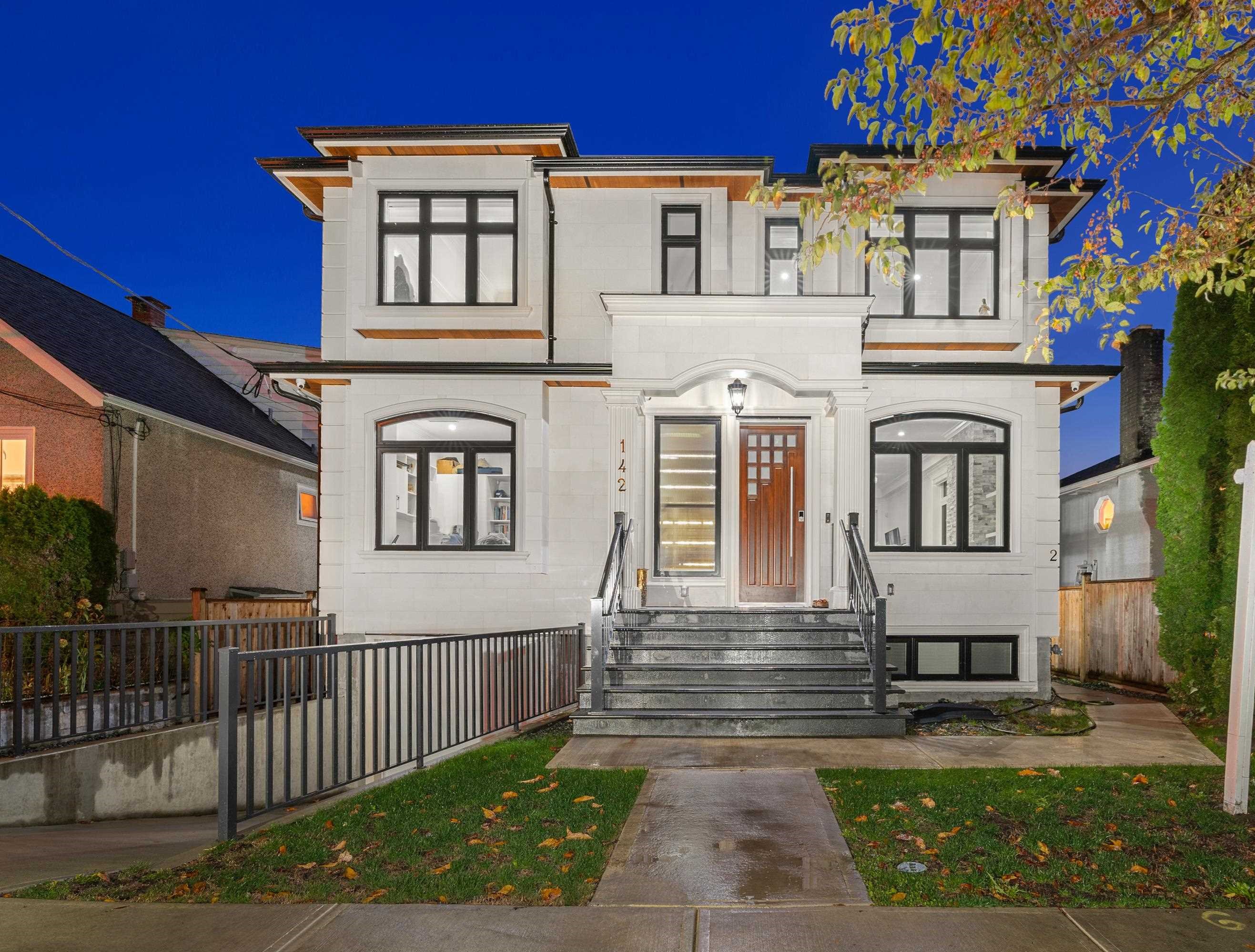 142 E 43rd Avenue, Vancouver, BC, V5W 1S9