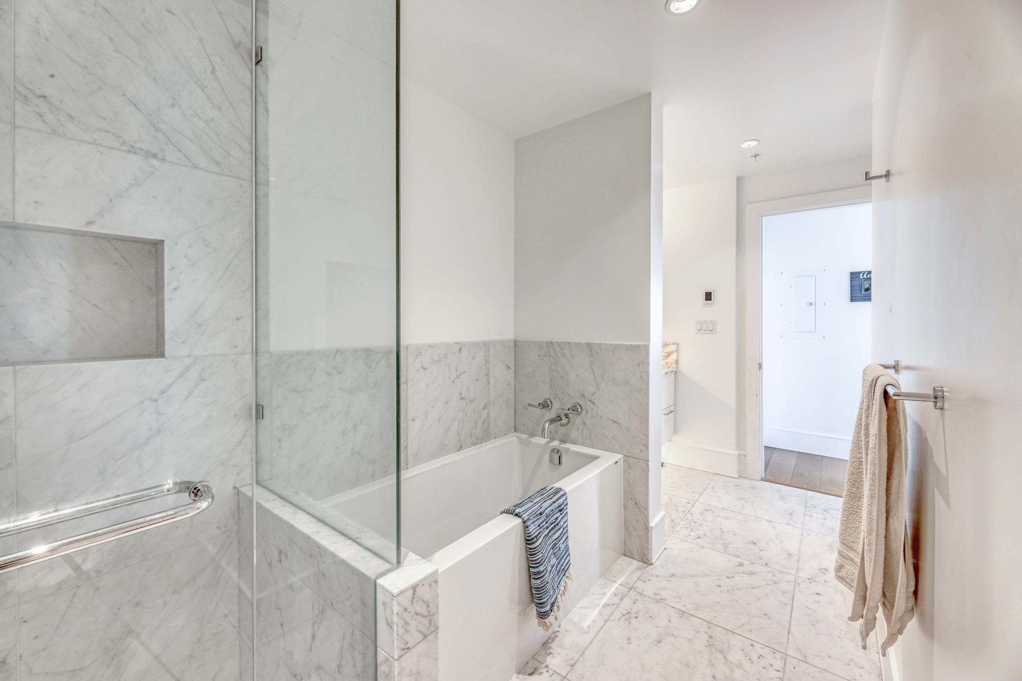 1206-1501 Foster Street, Surrey, BC, V4B 0C3 - 13