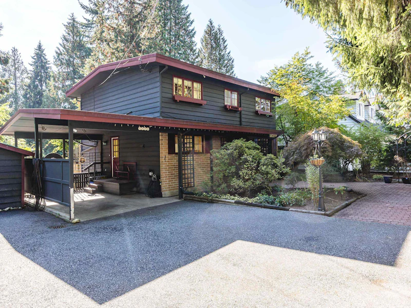 1770 Dansey Avenue, Coquitlam BC V3K 3J2