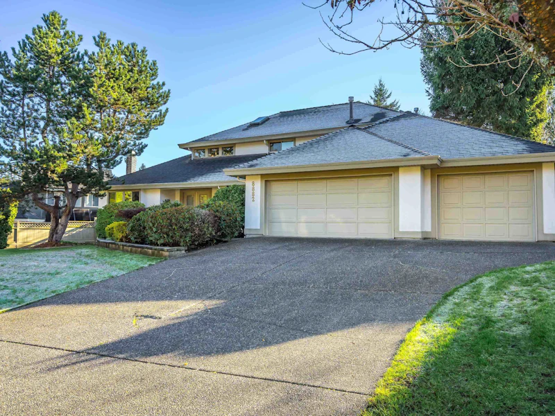 8882 164th Street, Surrey BC V4N 1A1