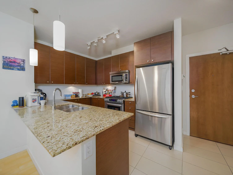 302-7360 Elmbridge Way, Richmond, BC, V6X 0A5 - 13