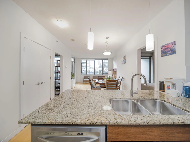 302-7360 Elmbridge Way, Richmond, BC, V6X 0A5 - 17
