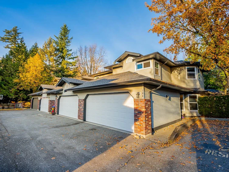 104-36060 Old Yale Road, Abbotsford, BC, V3G 2E9