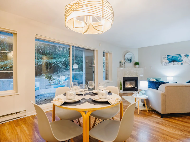16 - 270 Casey Street, Coquitlam BC V3K 6Y4