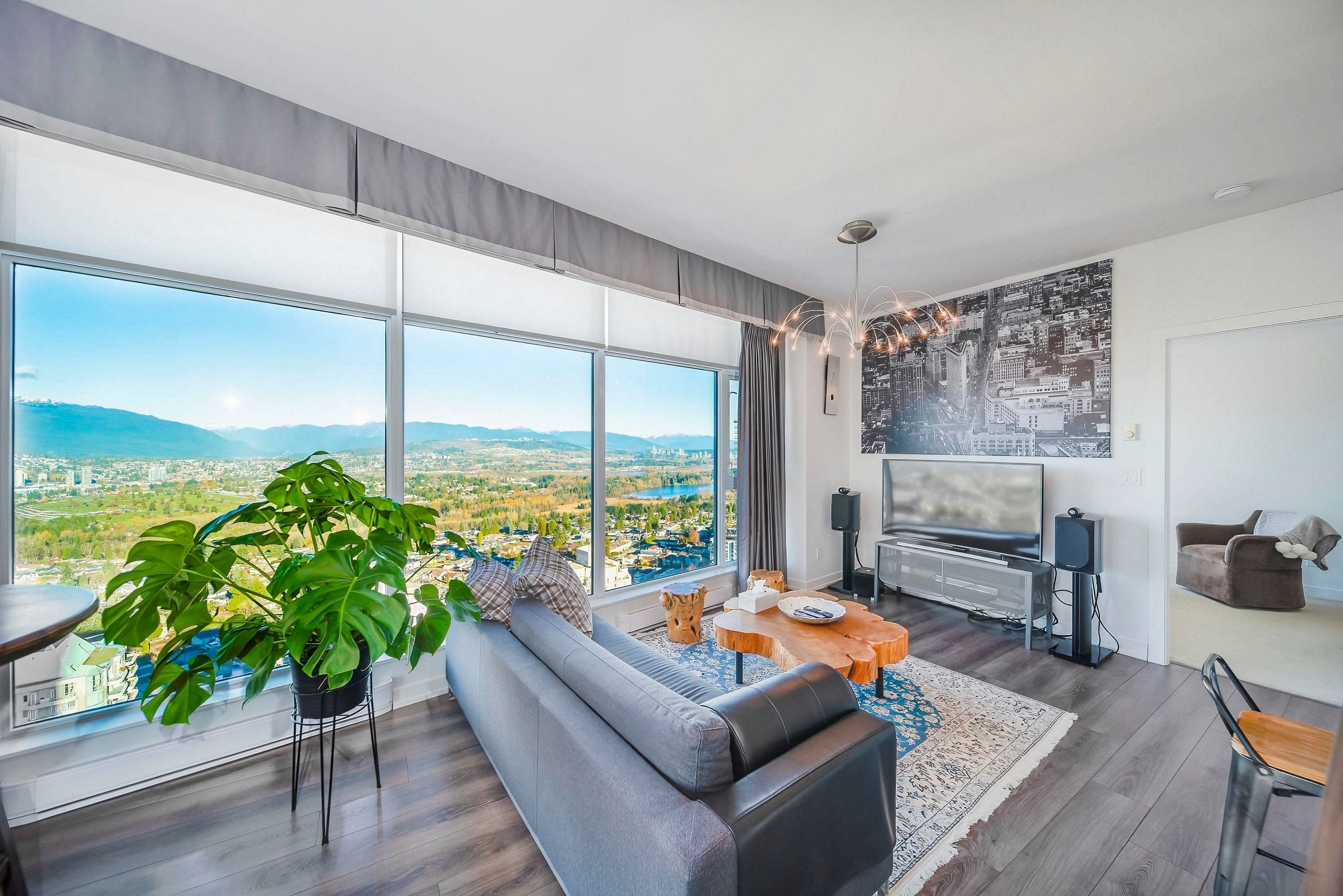 3703-4688 Kingsway, Burnaby, BC, V5H 0E9