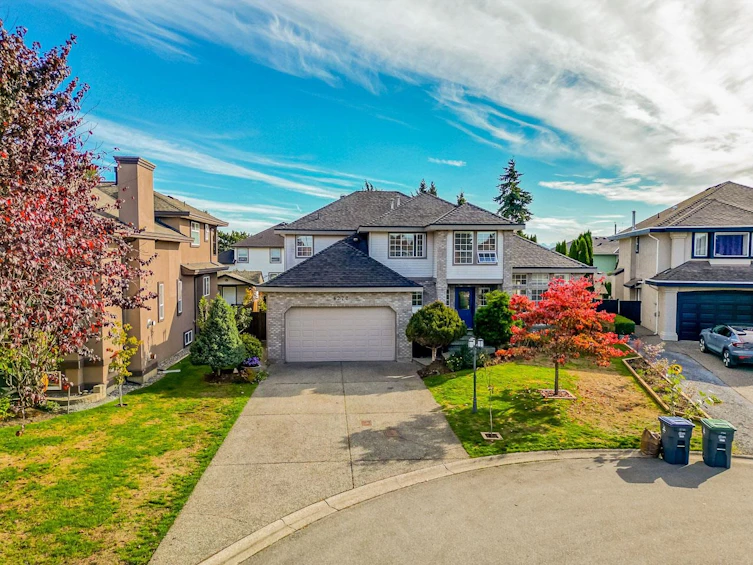 6272 189a Street, Surrey, BC, V3S 8S3