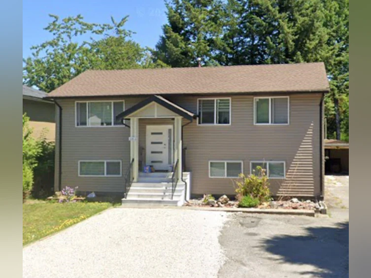 10610 141 Street, Surrey, BC, V3T 4R4