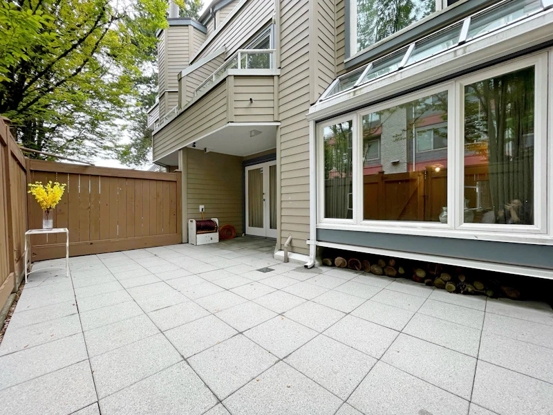 102 - 5025 Sanders Street, Burnaby BC V5H 1S8