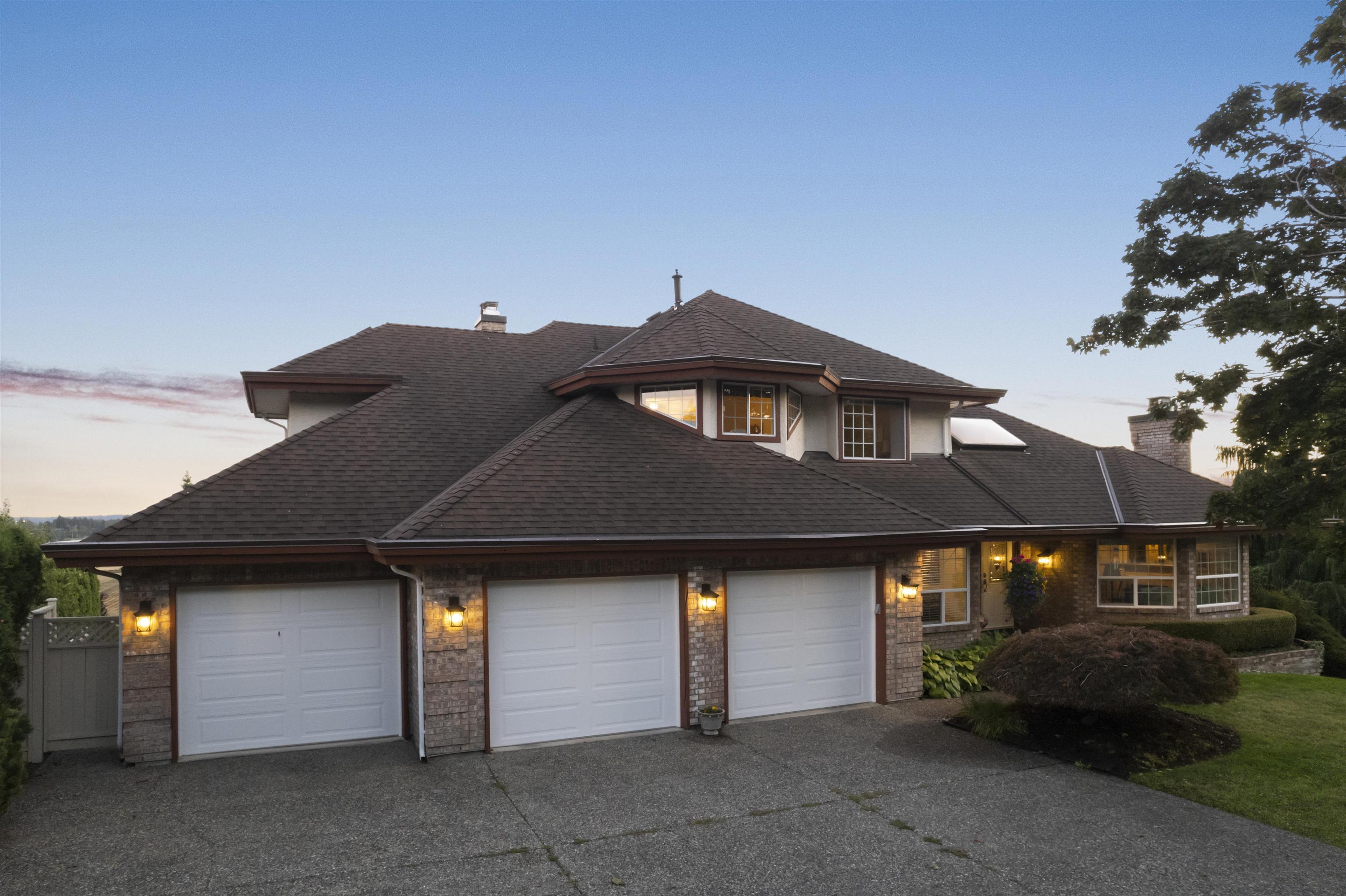 16512 77a Avenue, Surrey, BC, V4N 0L4