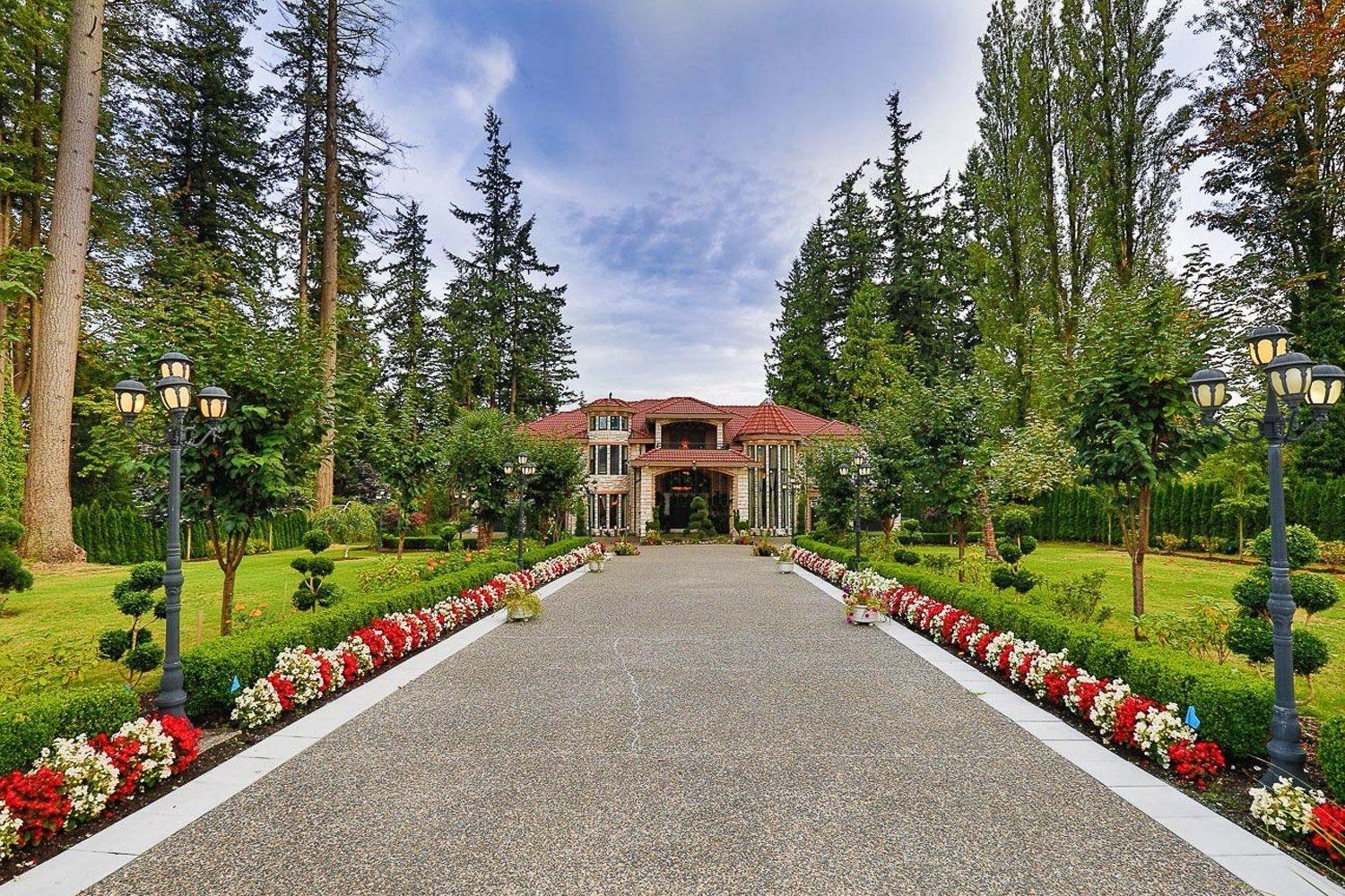 13956 56 Avenue, Surrey, BC, V3X 2Z8