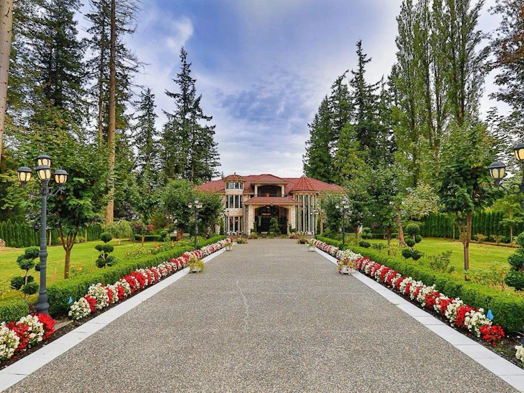 13956 56 Avenue, Surrey, BC, V3X 2Z8
