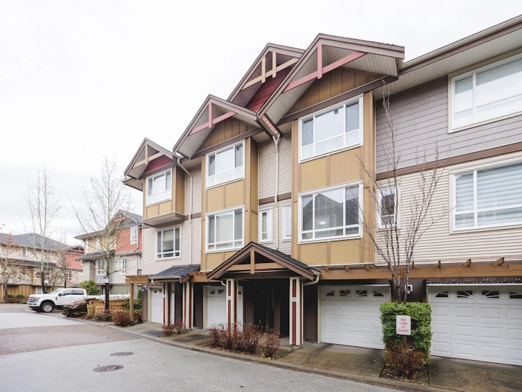 35-7088 191 Street, Surrey, BC, V4N 0B4