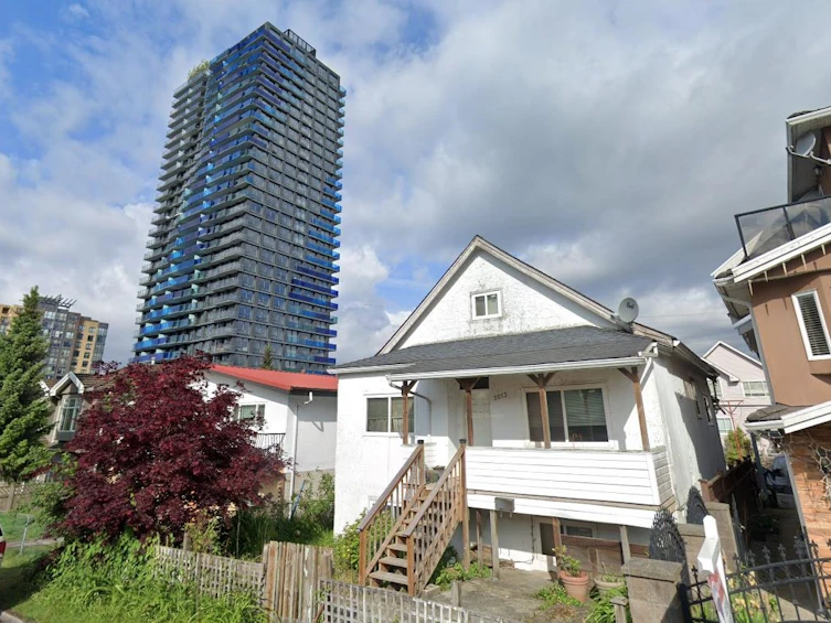 5013 Payne Street, Vancouver, BC, V5R 4J5