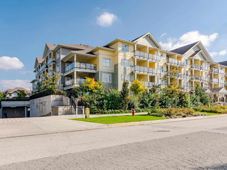 315-5020 221a Street, Langley, BC, V2Y 0V5