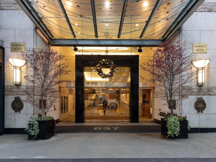 1704-837 W Hastings Street, Vancouver, BC, V6C 3N7