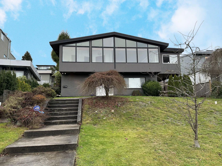4867 Paton Street, Vancouver, BC, V6L 2H9