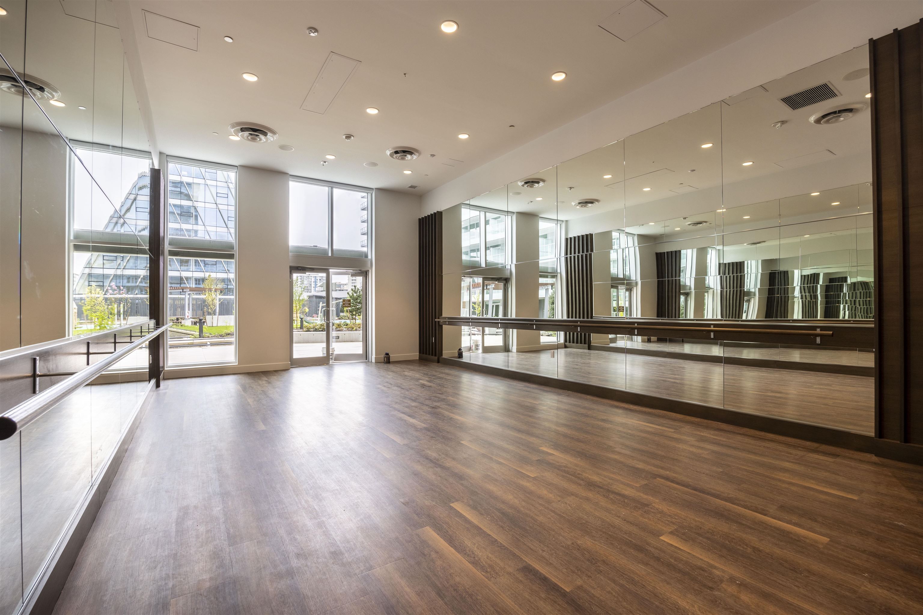 1105-6320 No. 3 Road, Richmond, BC, V6Y 0L5 - 15