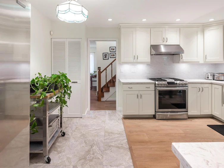 7720 No 1 Road, Richmond, BC, V7C 1T6 - 6