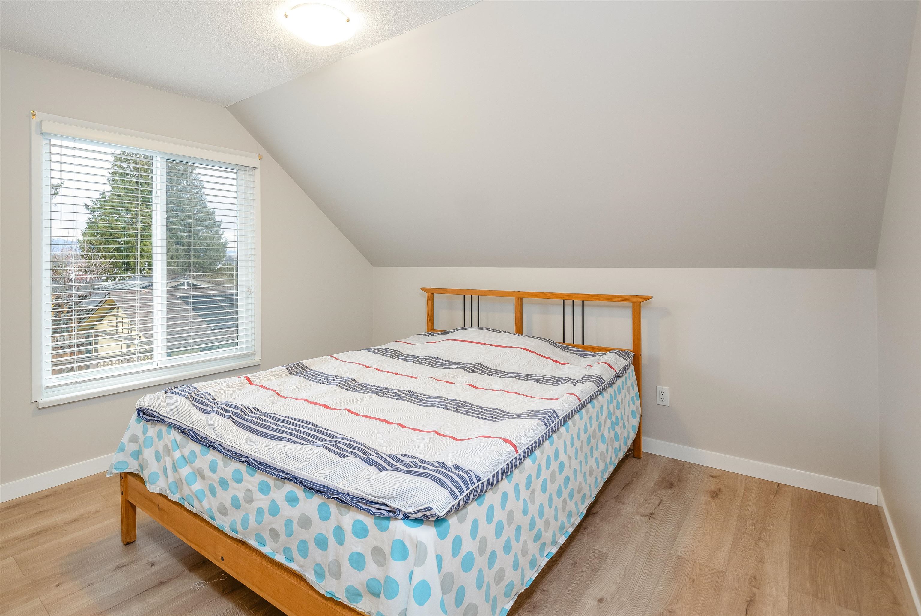 7720 No 1 Road, Richmond, BC, V7C 1T6 - 13