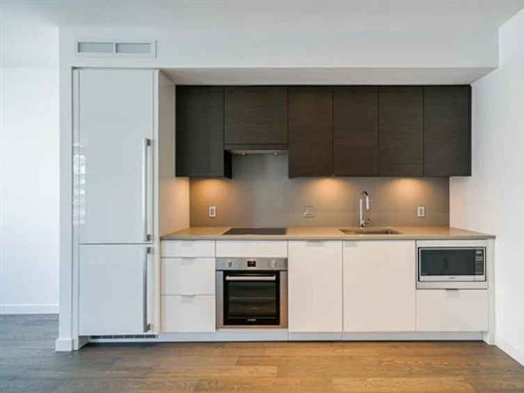 802-1688 Pullman Porter Street, Vancouver, BC, V6A 0H3 - 2