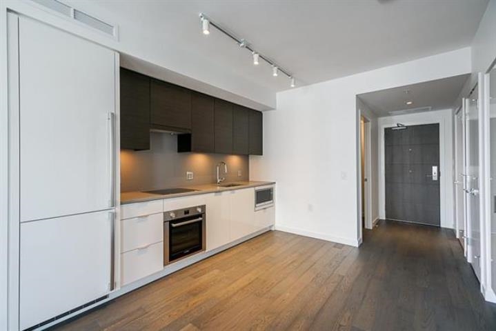 802-1688 Pullman Porter Street, Vancouver, BC, V6A 0H3 - 3
