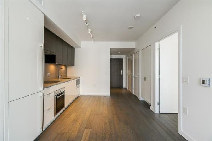 802-1688 Pullman Porter Street, Vancouver, BC, V6A 0H3 - 6