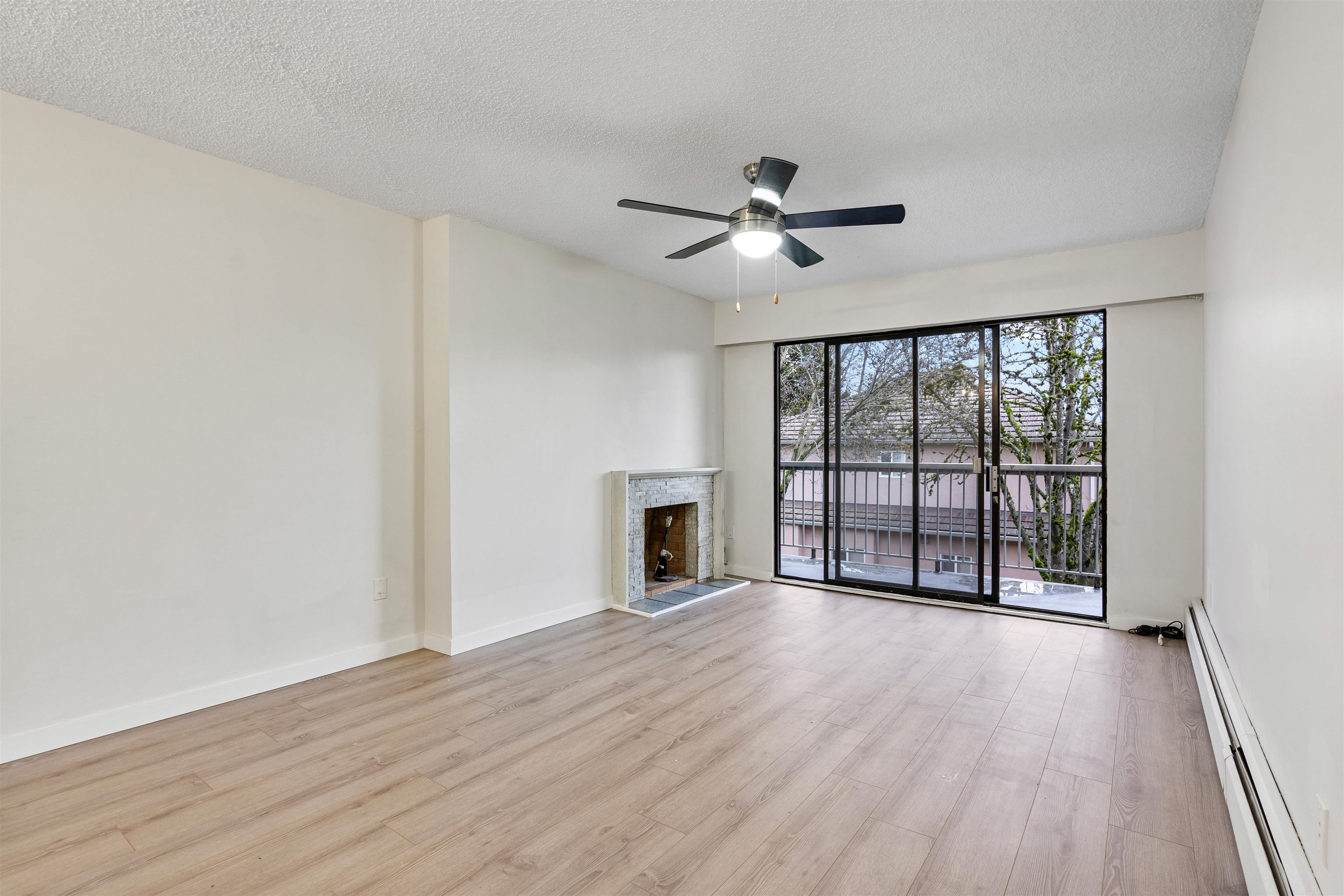 227-2600 East 49th Avenue, Vancouver, BC, V5S 1J8 - 6