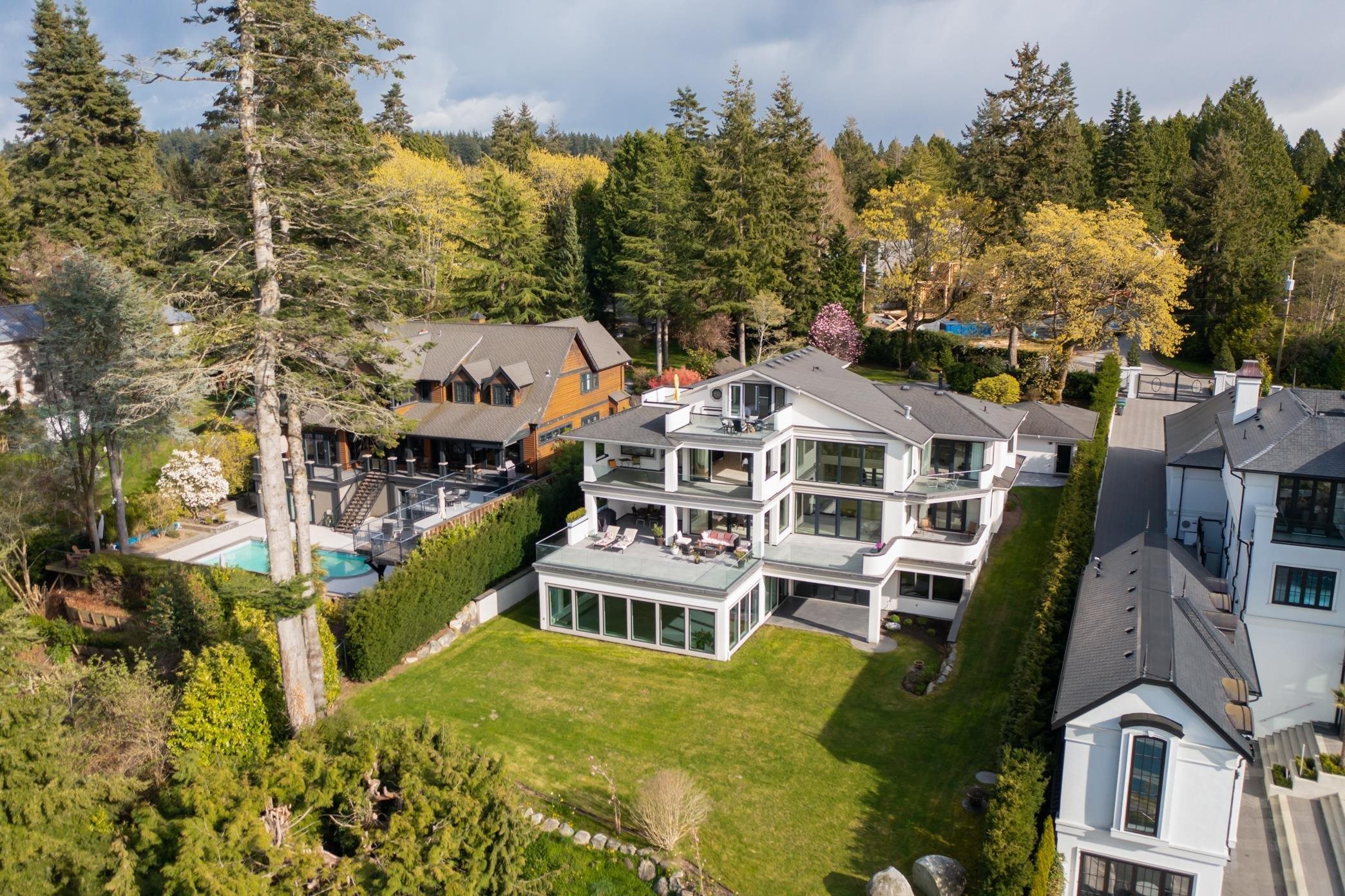 2729 Crescent Drive, Denman Island, BC, V4A 3J9 - 4
