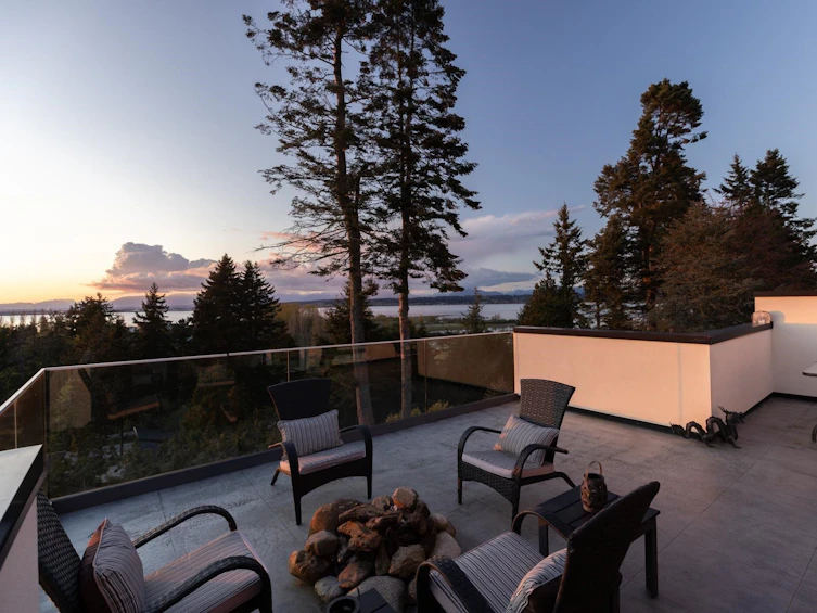 2729 Crescent Drive, Denman Island, BC, V4A 3J9 - 10