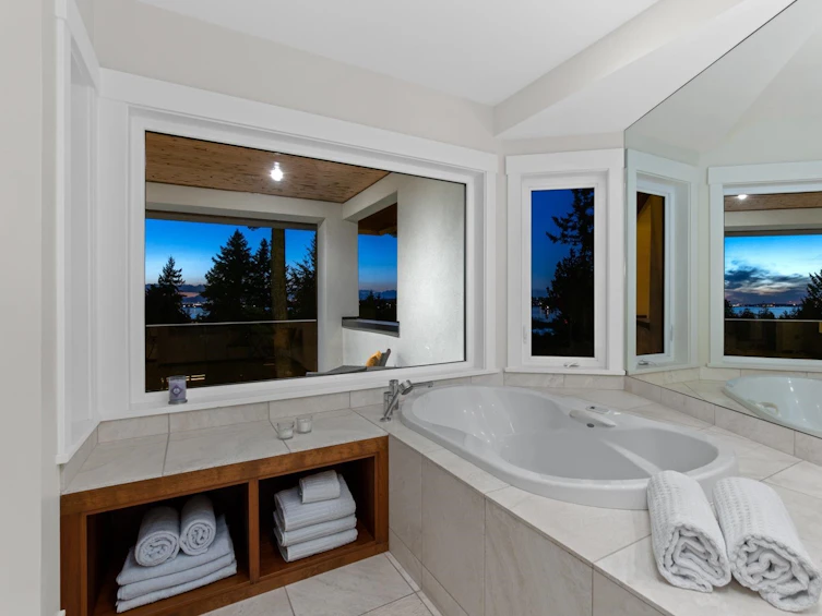 2729 Crescent Drive, Denman Island, BC, V4A 3J9 - 23