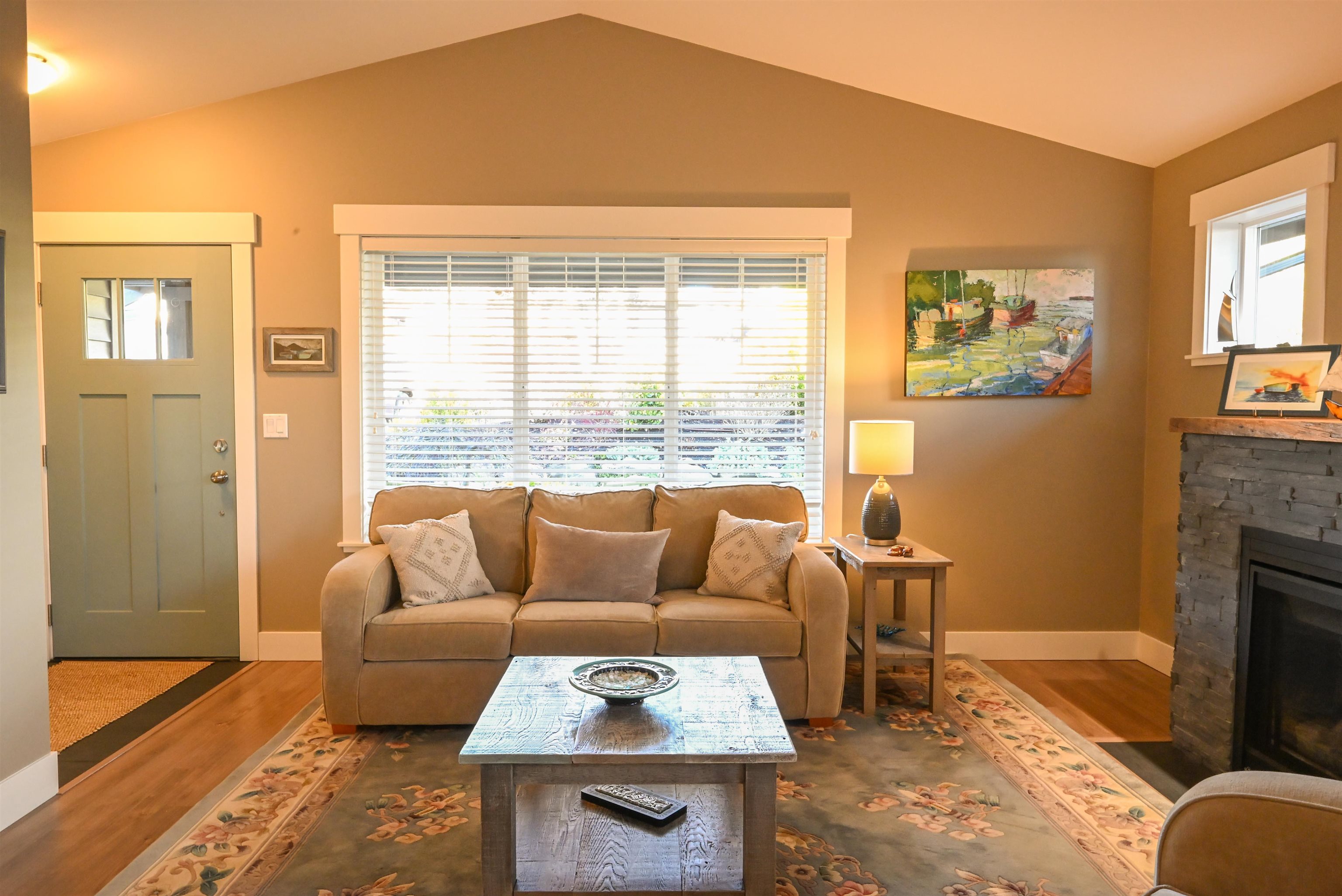 6251 Oracle Road, Sechelt, BC, V7Z 0N7 - 5