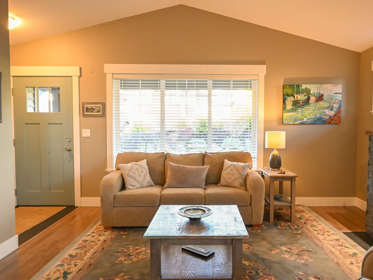 6251 Oracle Road, Sechelt, BC, V7Z 0N7 - 5