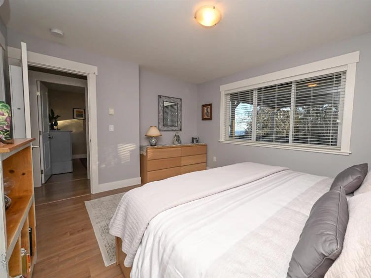 6251 Oracle Road, Sechelt, BC, V7Z 0N7 - 18