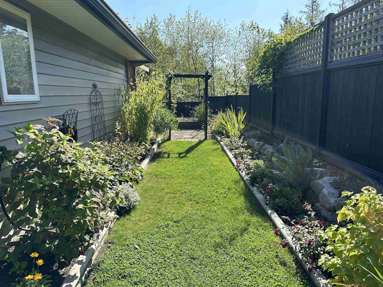 6251 Oracle Road, Sechelt, BC, V7Z 0N7 - 31