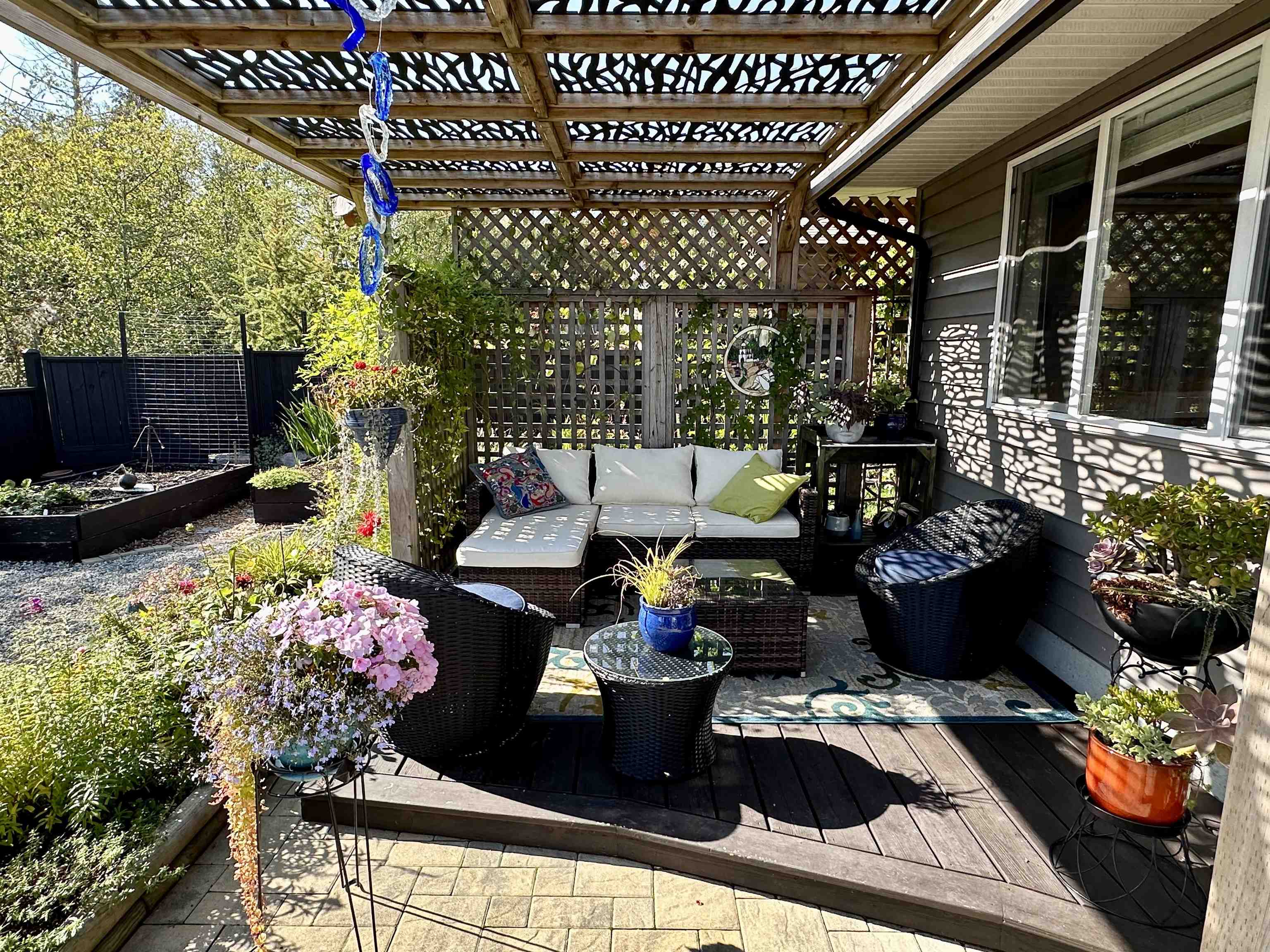 6251 Oracle Road, Sechelt, BC, V7Z 0N7 - 35