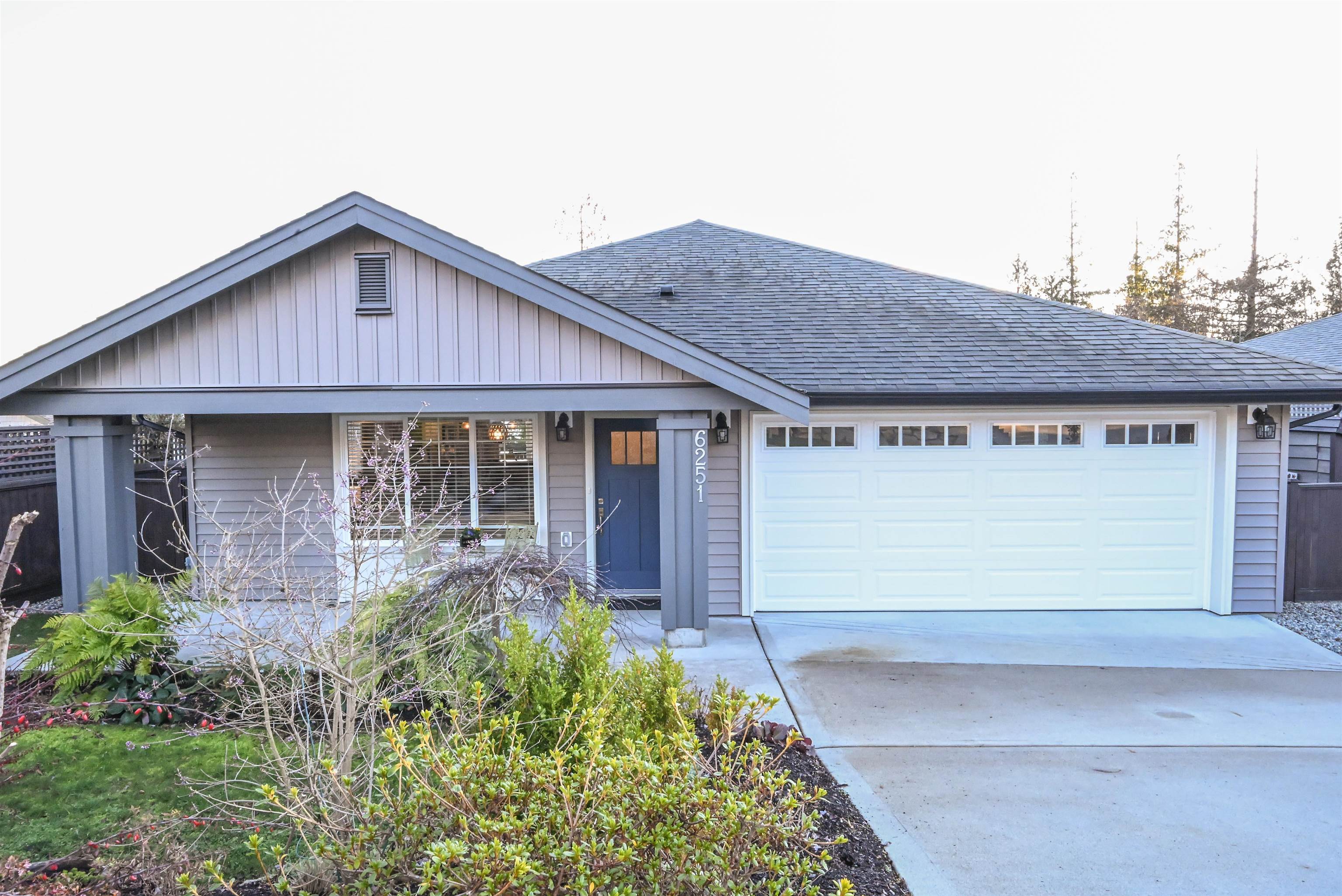 6251 Oracle Road, Sechelt, BC, V7Z 0N7 - 38