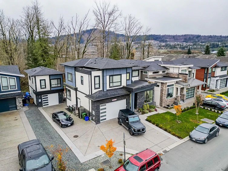6414 Fairway Street, Chilliwack, BC, V2R 0Z8