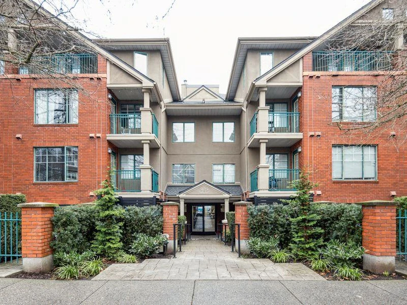307 - 929 W 16th Avenue, Vancouver BC V5Z 1T3