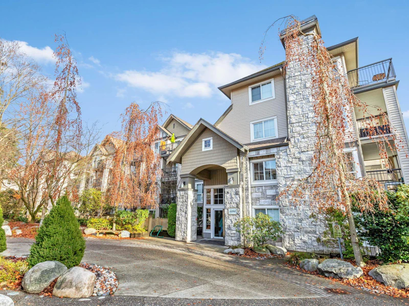 108 - 1150 E 29th Street, North Vancouver BC V7K 3E2