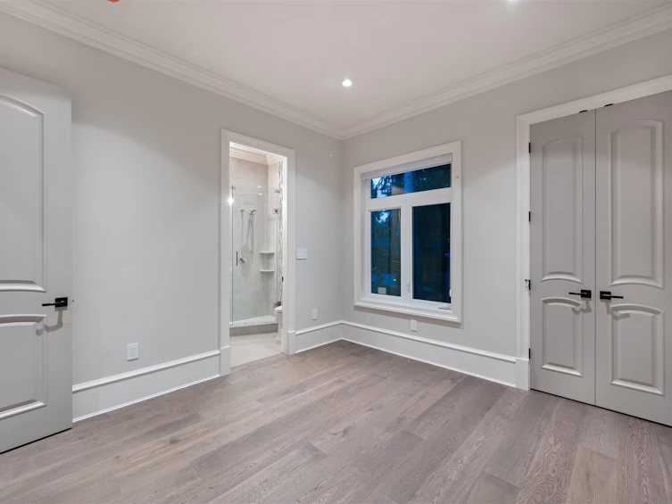 13885 18 Avenue, Surrey, BC, V4A 1W6 - 15