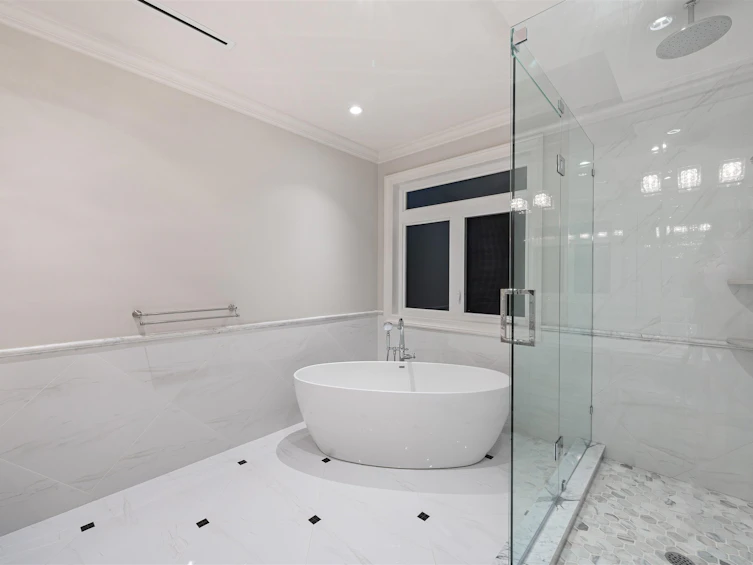 13885 18 Avenue, Surrey, BC, V4A 1W6 - 24