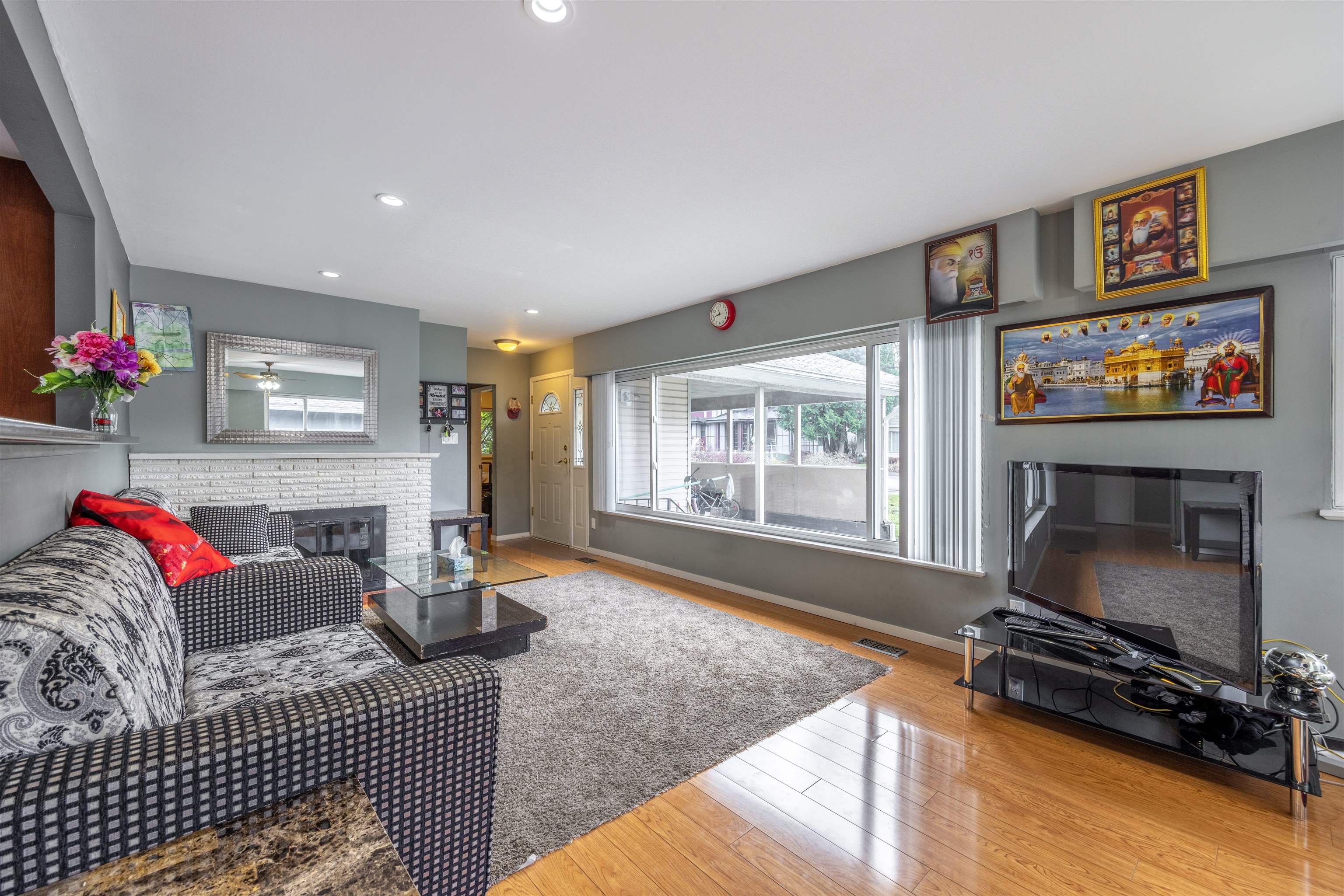 15035 Bluebird Crescent, Surrey, BC, V3R 4T8