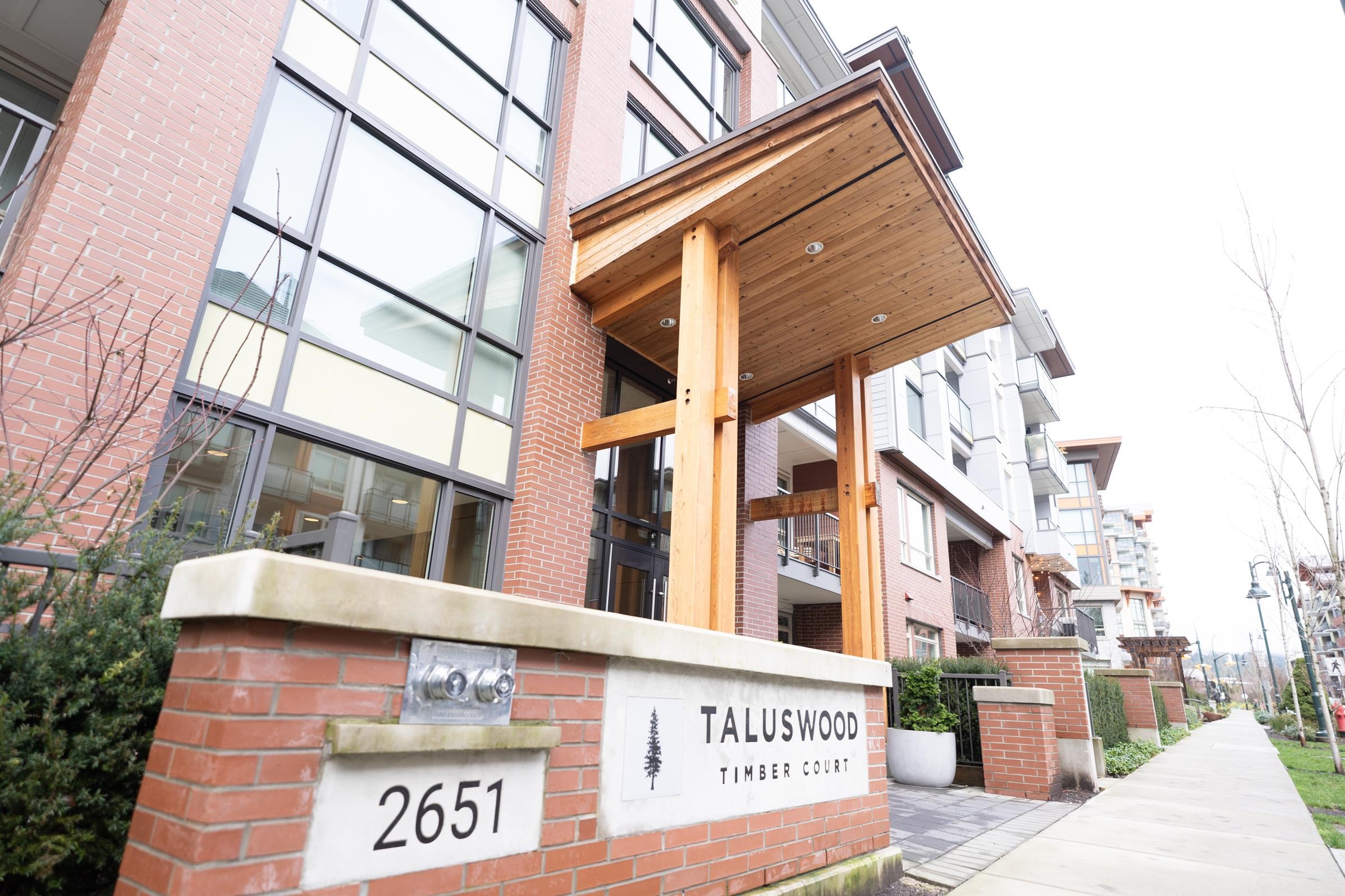 320-2651 Library Lane, North Vancouver, BC, V7J 0C1